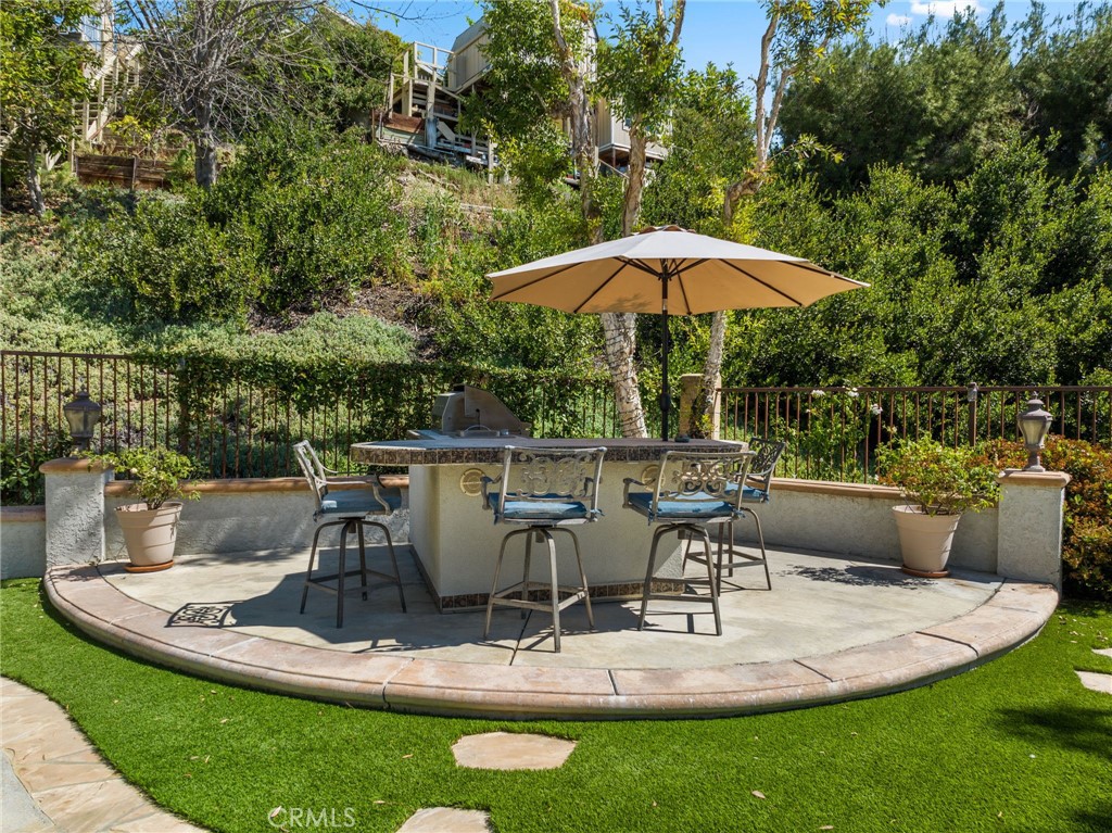 2092 E Nohl Ranch Road Property Photo 35