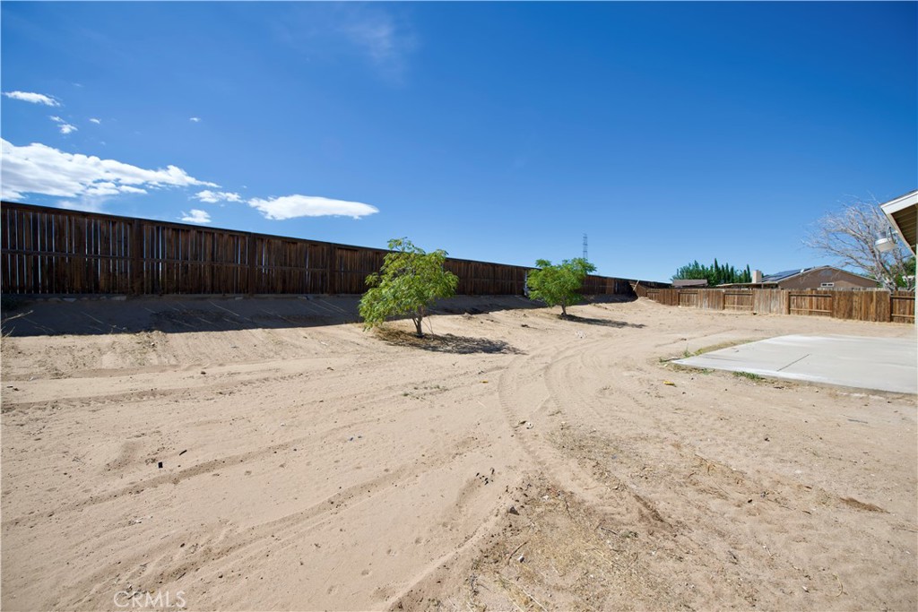 17816 Tahoe Court Property Photo 9