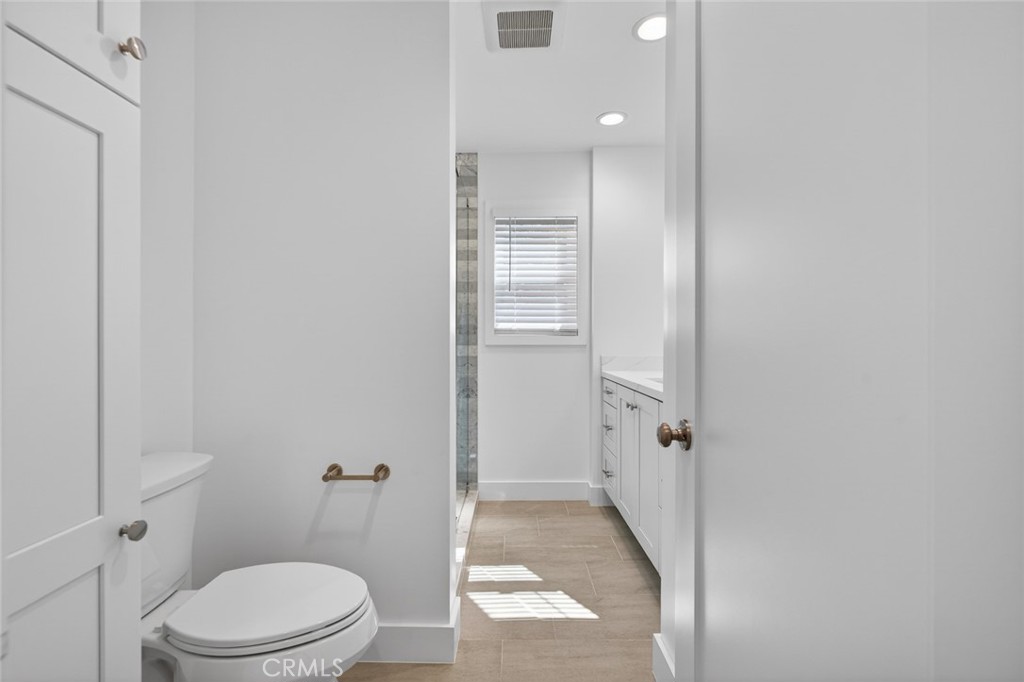 155 Pasadena Property Photo 15