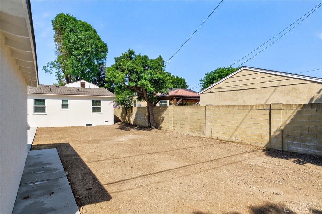 155 Pasadena Property Photo 19