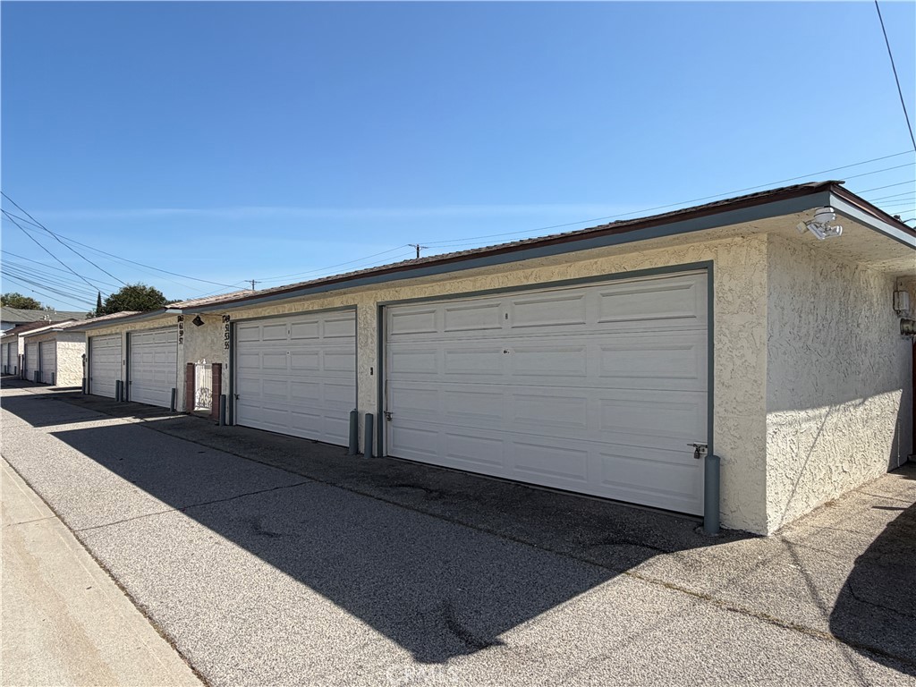 1749 N Hollywood Property Photo 9