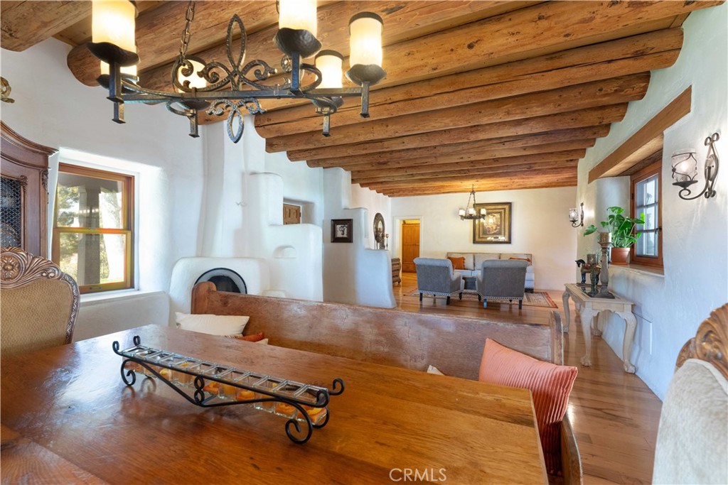 1615 Halsey Street Property Photo 16