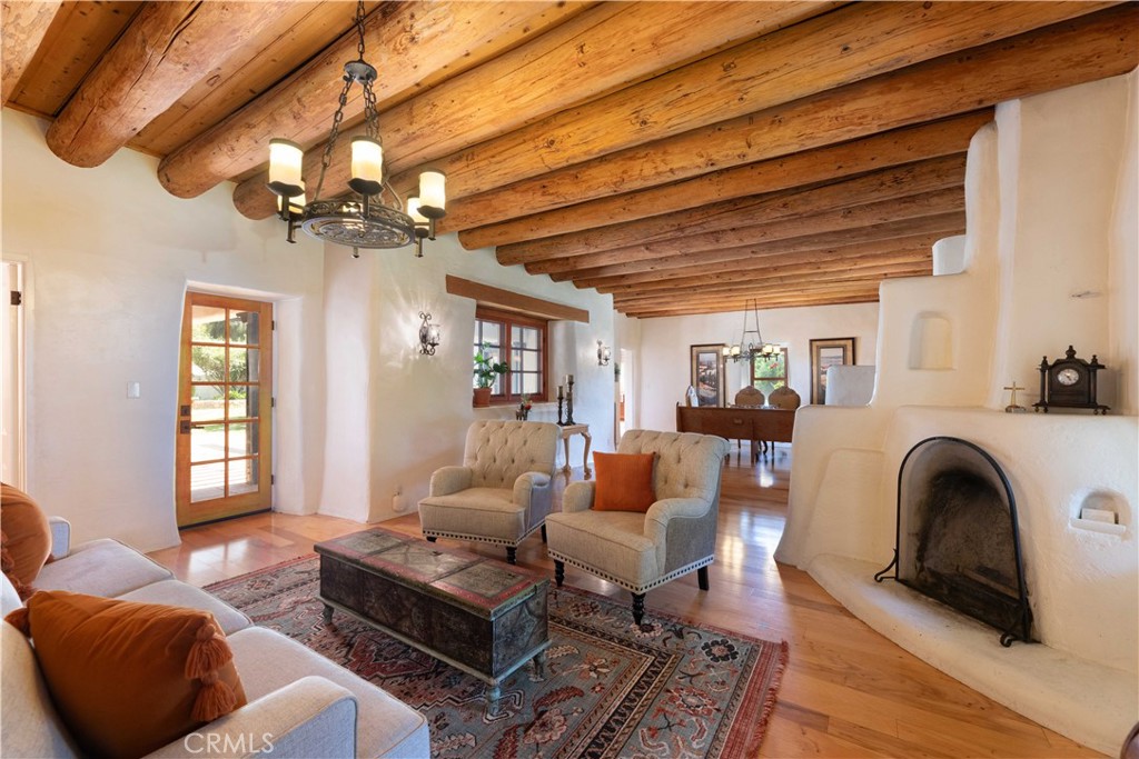 1615 Halsey Street Property Photo 17
