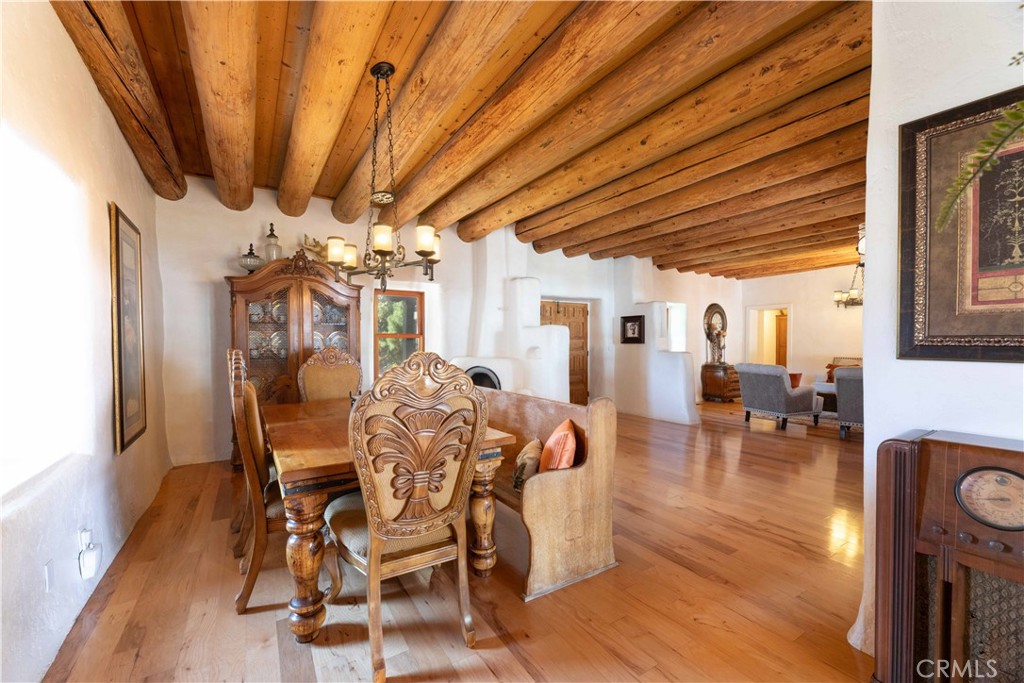 1615 Halsey Street Property Photo 23