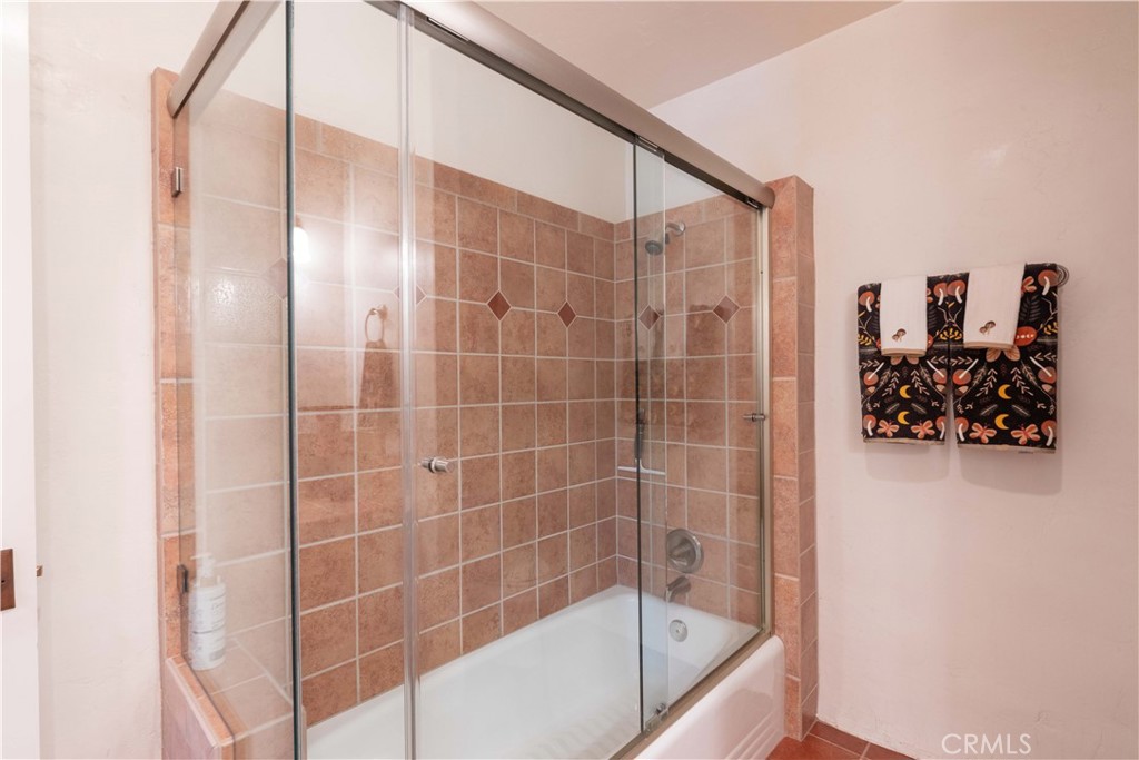 1615 Halsey Street Property Photo 44