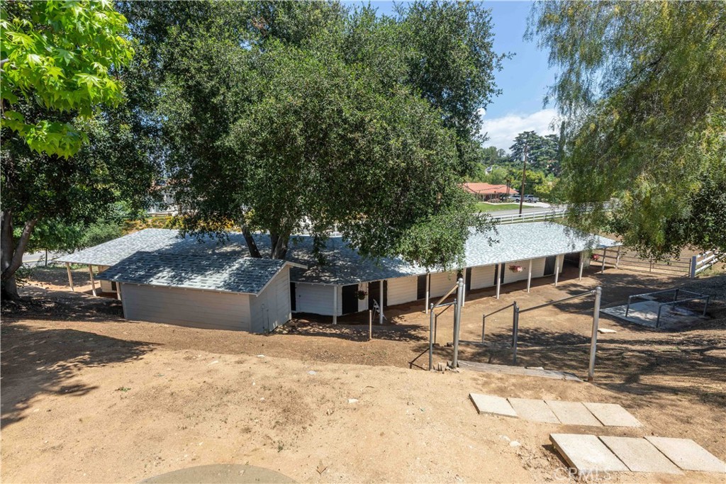 1615 Halsey Street Property Photo 62