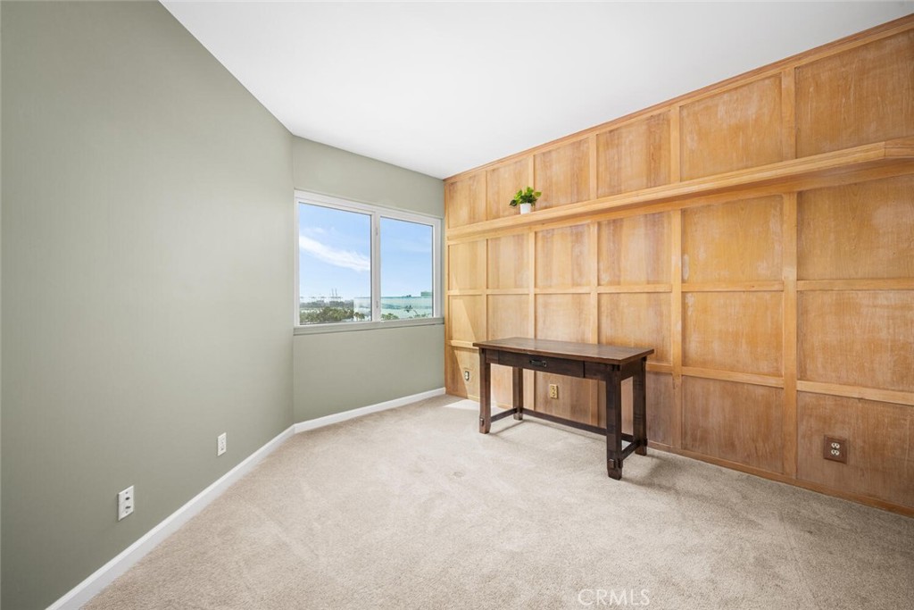 525 E Seaside Way 904 Property Photo 31