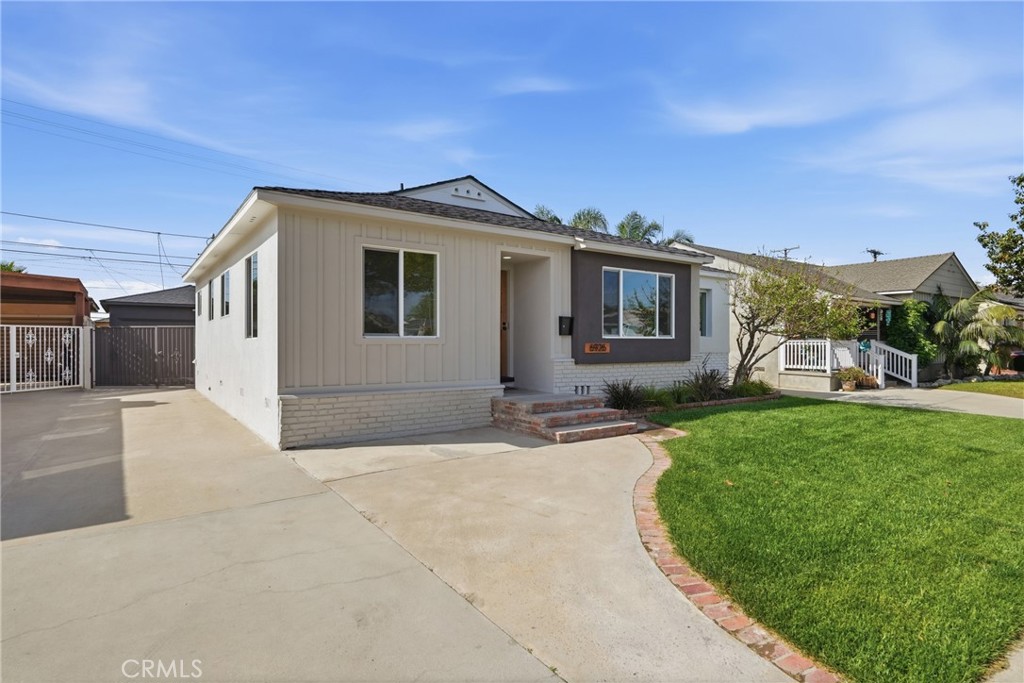 6926 E Peabody Property Photo 5