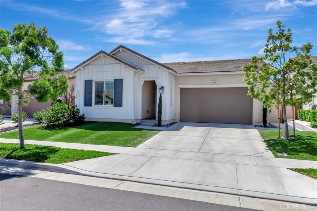 2303 Nova Way Property Photo 1