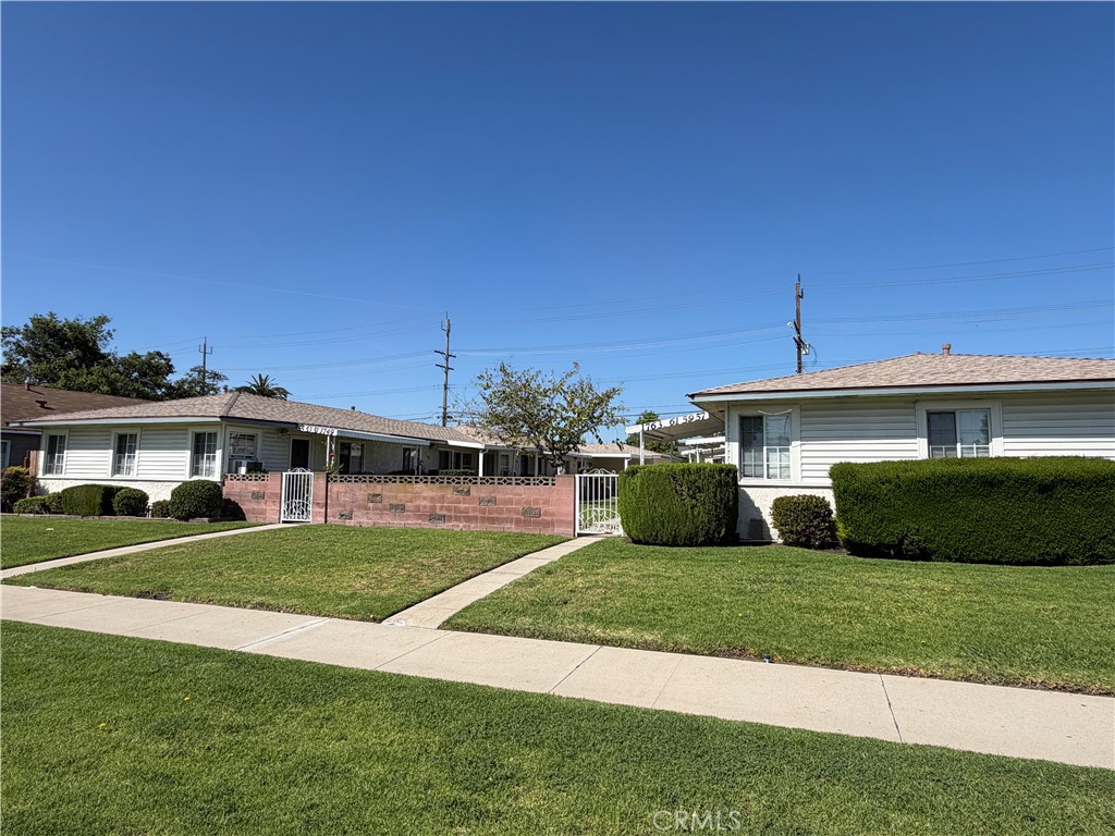 1757 N Hollywood Property Photo 4