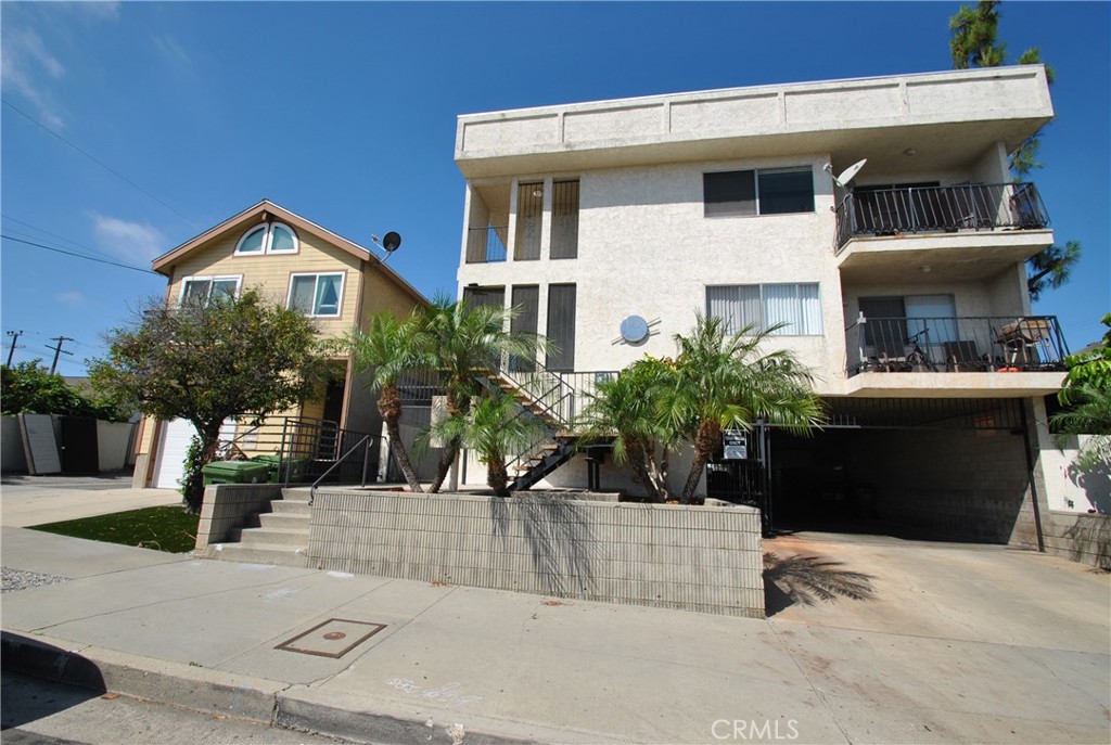 129 N Cabrillo Avenue Property Photo 1