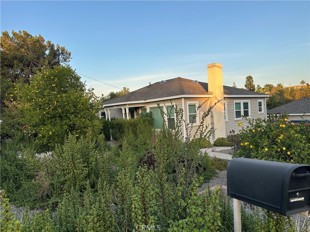 5152 Lakeview Property Photo 7