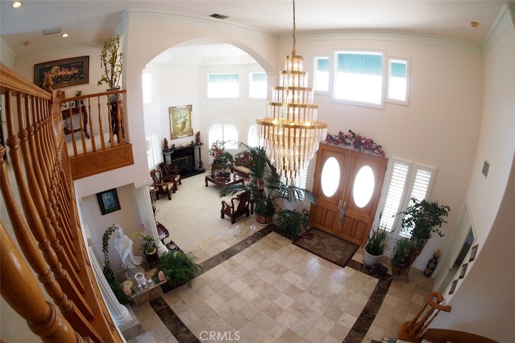 2759 N Chauncey Property Photo 9
