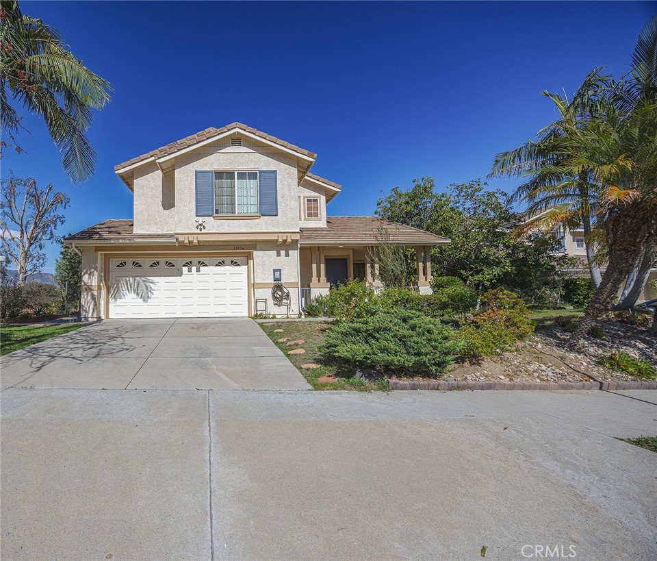 11954 Edgecliff Property Photo 1