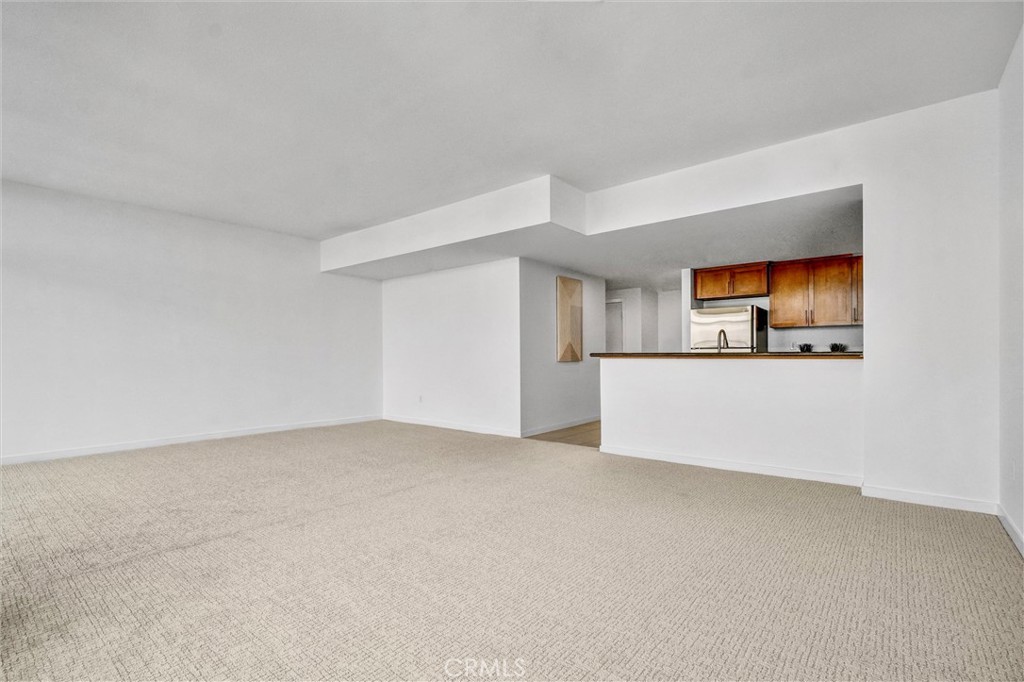 411 W Seaside Way 1804 Property Photo 8