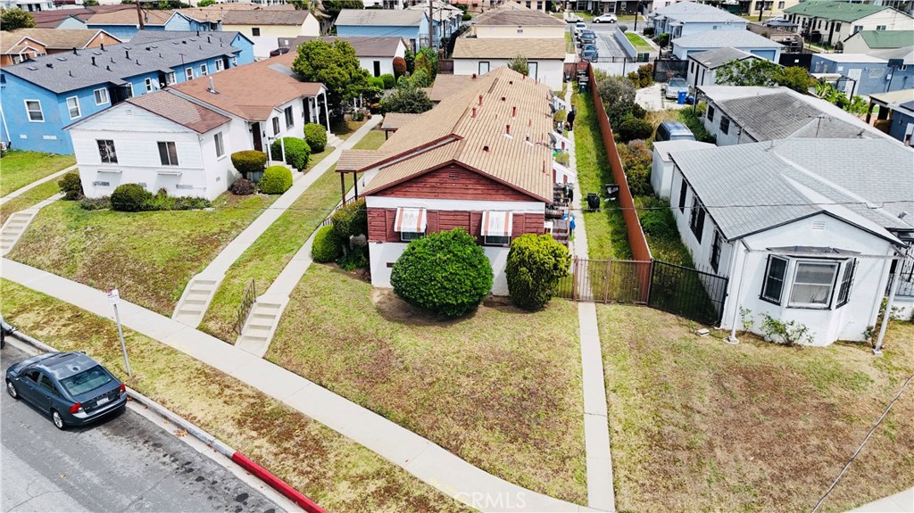 10846 S Manhattan Property Photo 3
