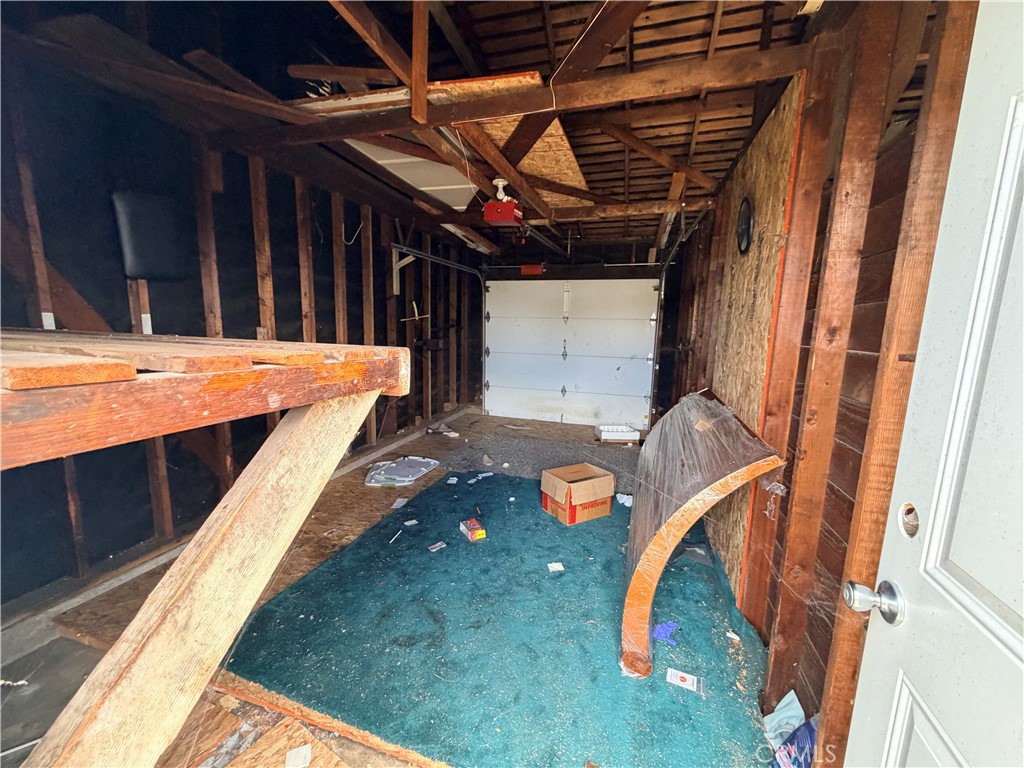 10846 S Manhattan Property Photo 10