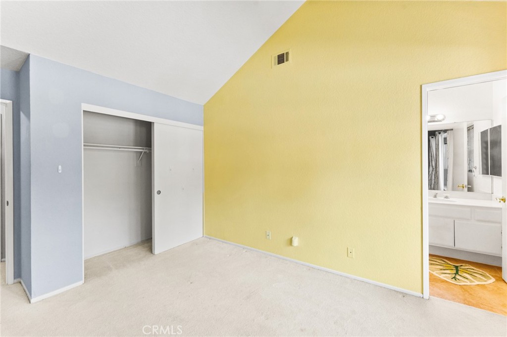 26282 Hanover Property Photo 14