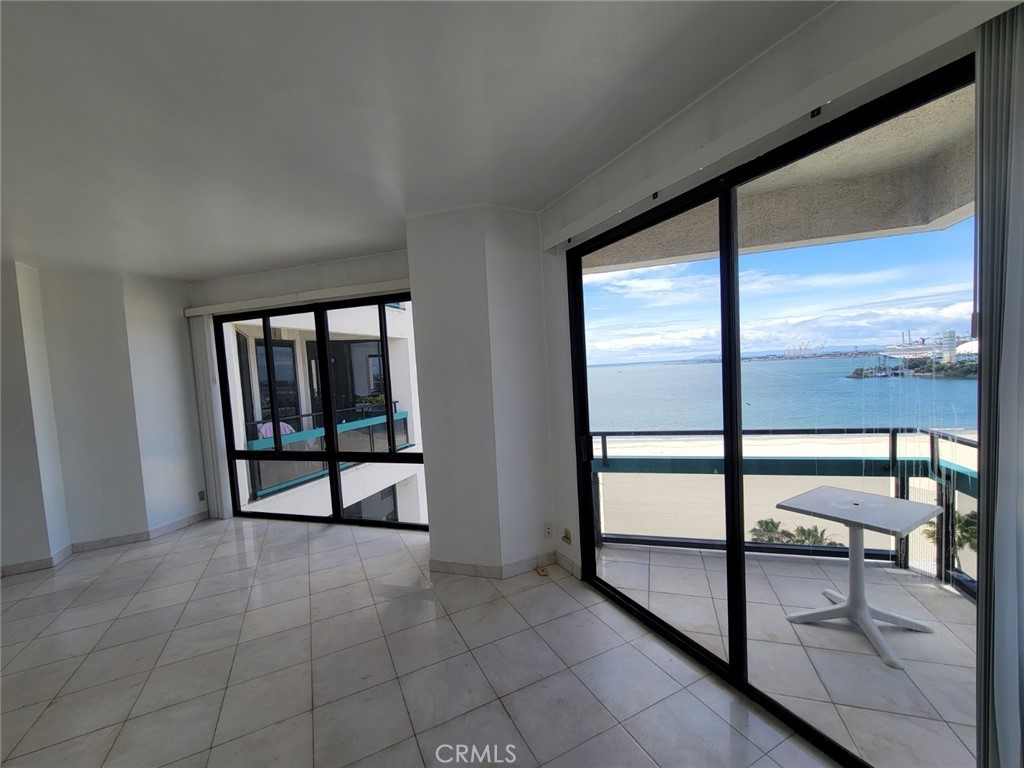 1310 E Ocean 905 Property Photo 20
