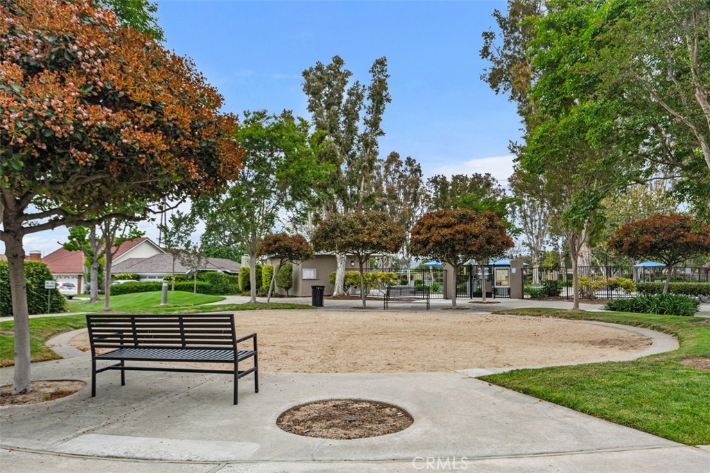 2 Snapdragon Property Photo 32
