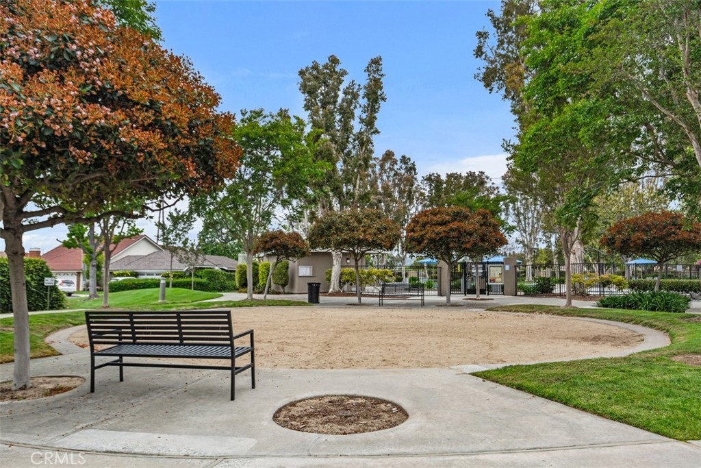 2 Snapdragon Property Photo 32