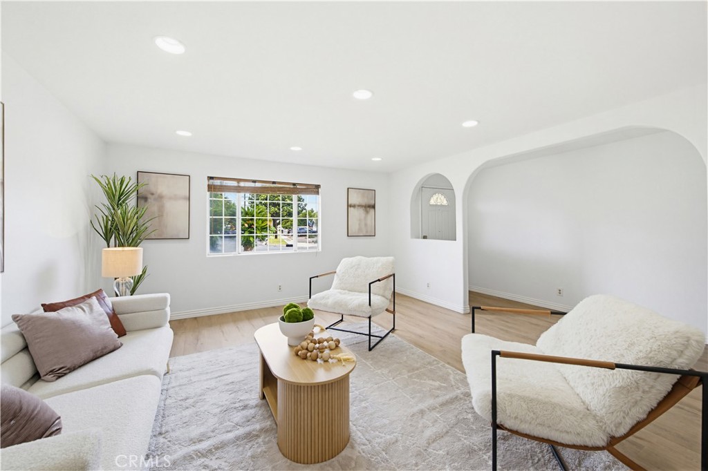 16202 Marlinton Drive Property Photo 8