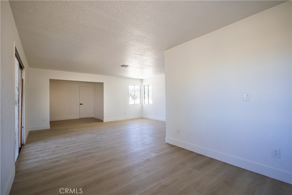 56634 Mountain View Trail Property Photo 9