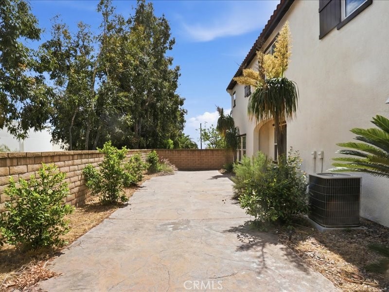 10242 Monaco Property Photo 12