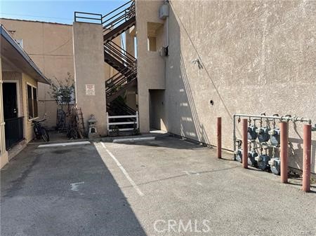 1512 N Stanton Property Photo 2
