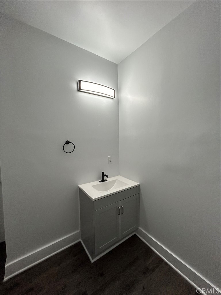 627 S Soto Property Photo 11