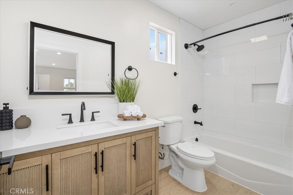 16619 Lake Avenue Property Photo 48