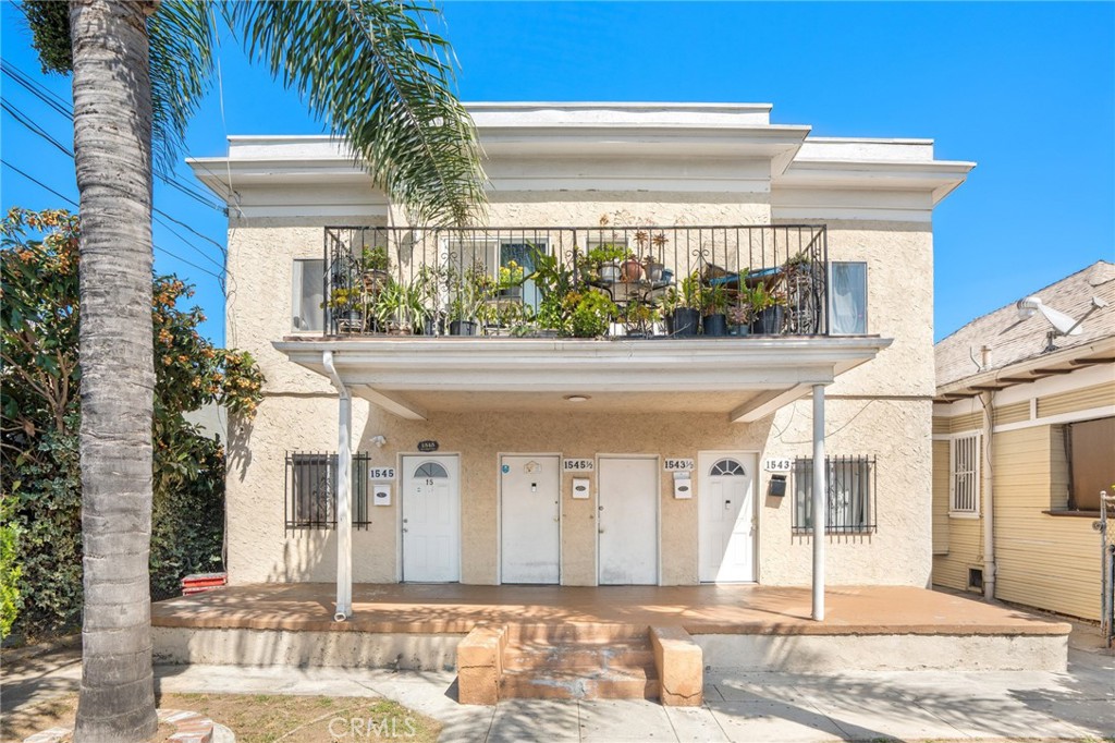 1543 W 22nd Place Property Photo 1