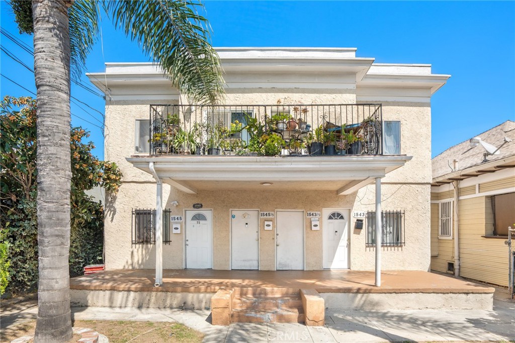 1543 W 22nd Place Property Photo 1