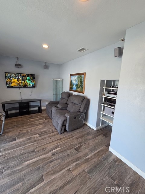 6261 Vanguard Avenue Property Photo 25
