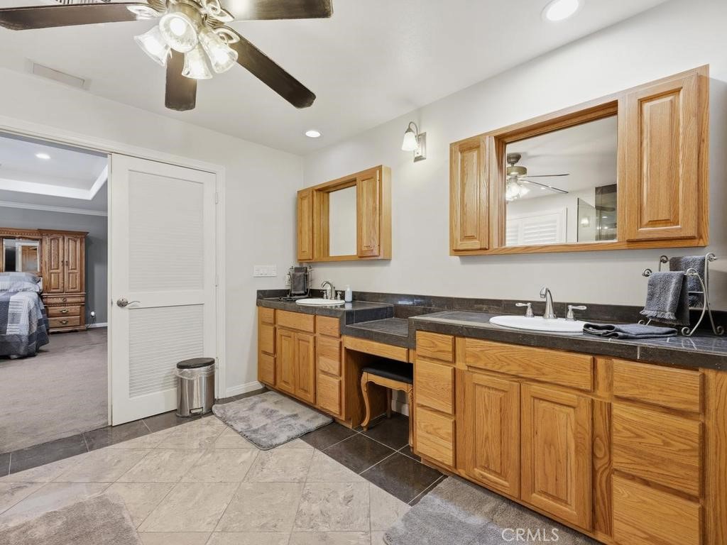 6261 Vanguard Avenue Property Photo 39