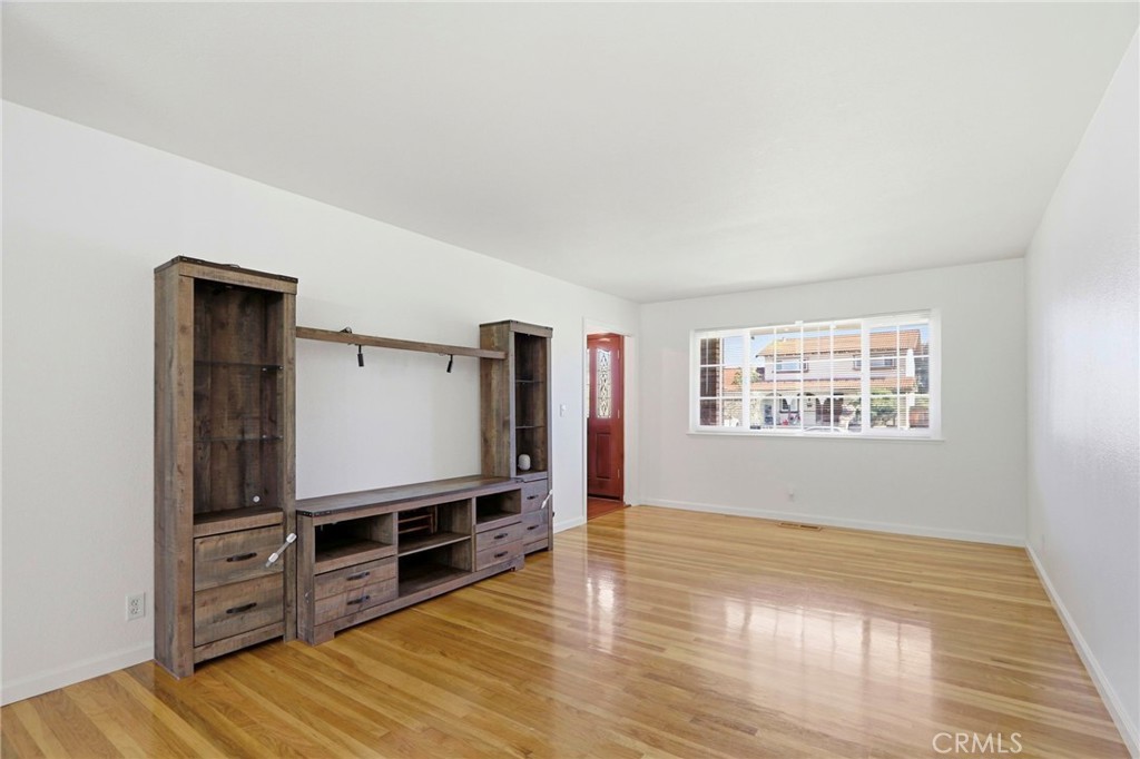 3267 Sueno Drive Property Photo 8