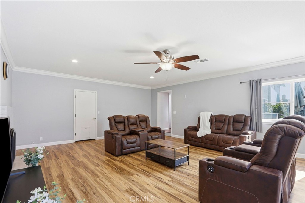 3267 Sueno Drive Property Photo 10