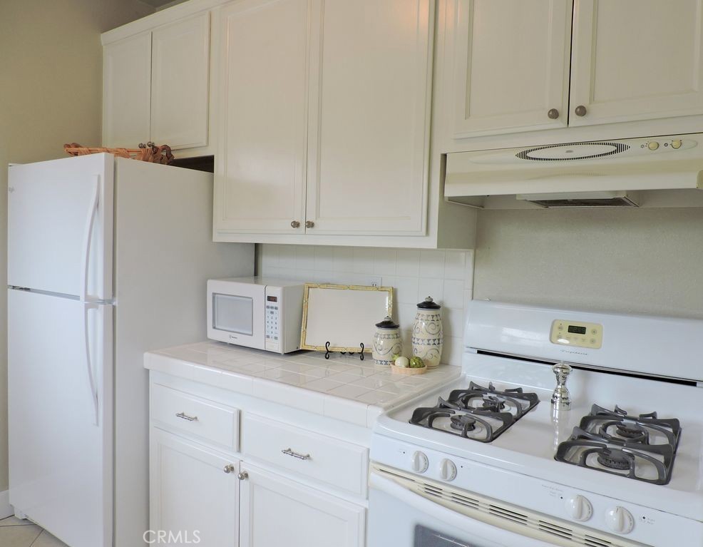 3409 E 2nd Street Property Photo 54