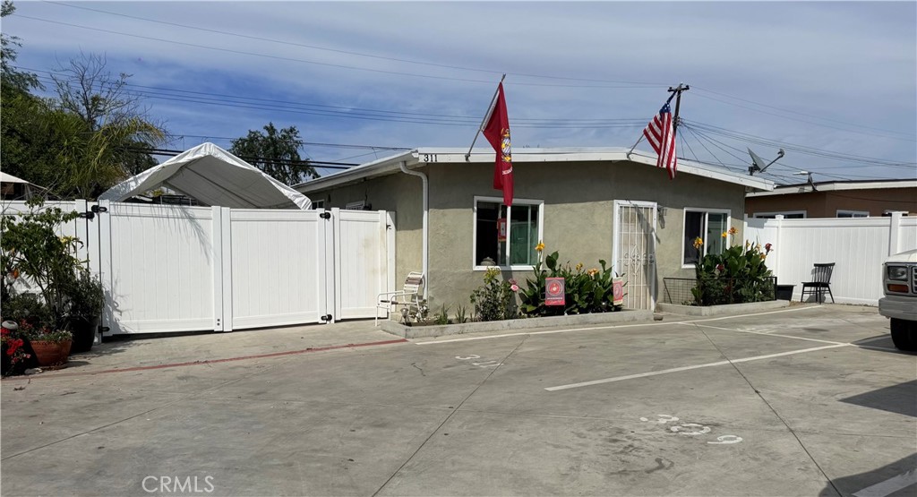 309 Grace Avenue Property Photo 2