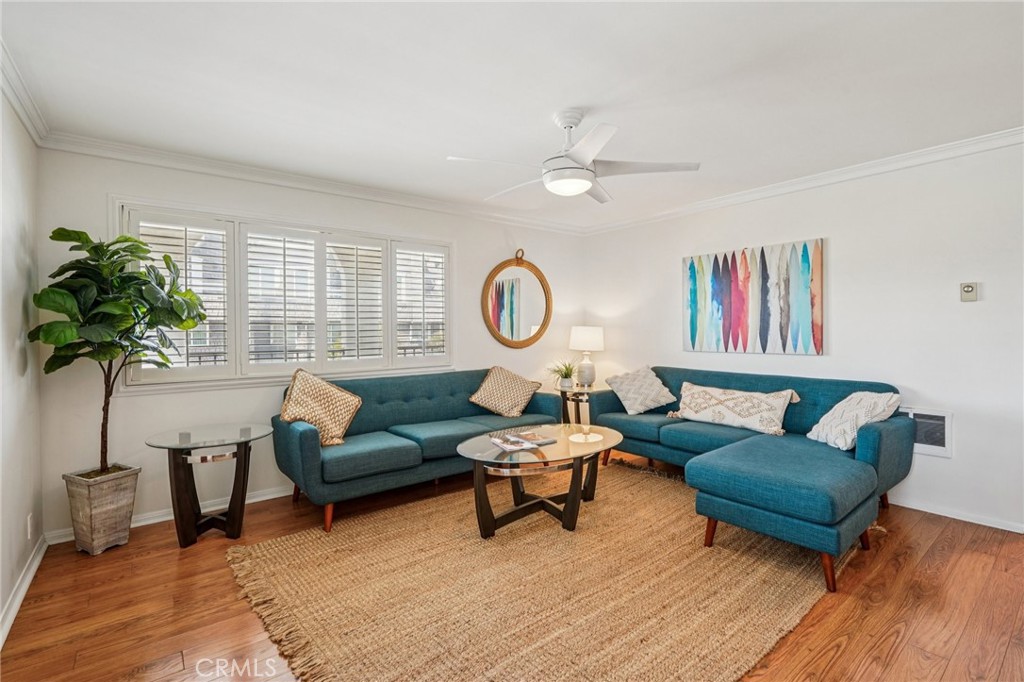 644 Manhattan Beach 10 Property Photo 2