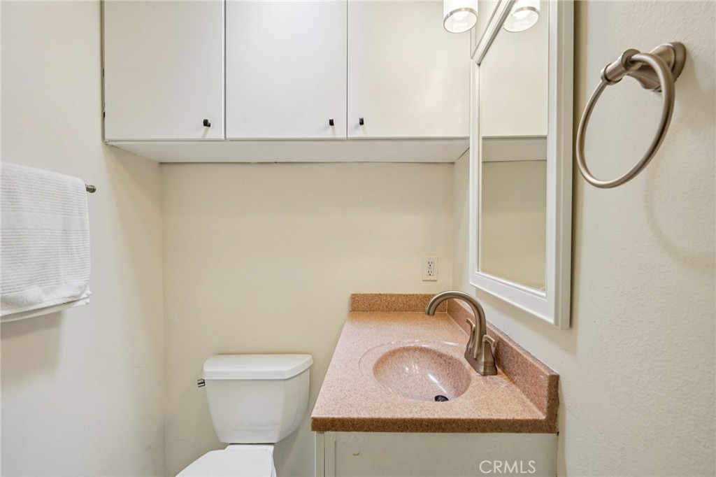 644 Manhattan Beach 10 Property Photo 17