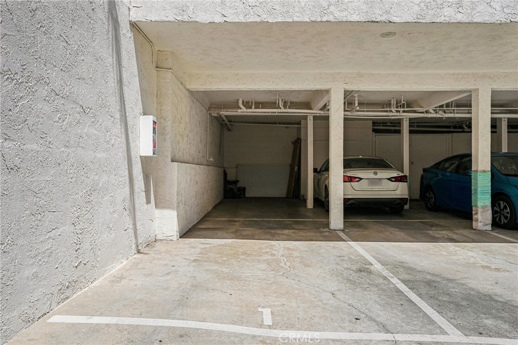 644 Manhattan Beach 10 Property Photo 25
