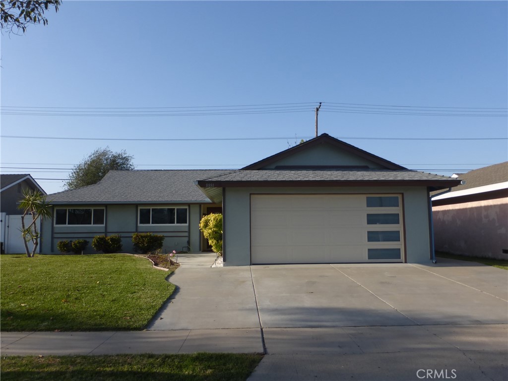 8881 Albatross Dr Property Photo 3