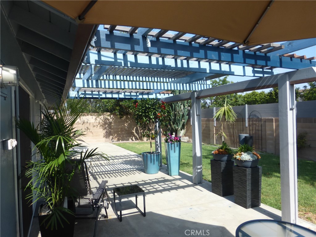 8881 Albatross Dr Property Photo 27