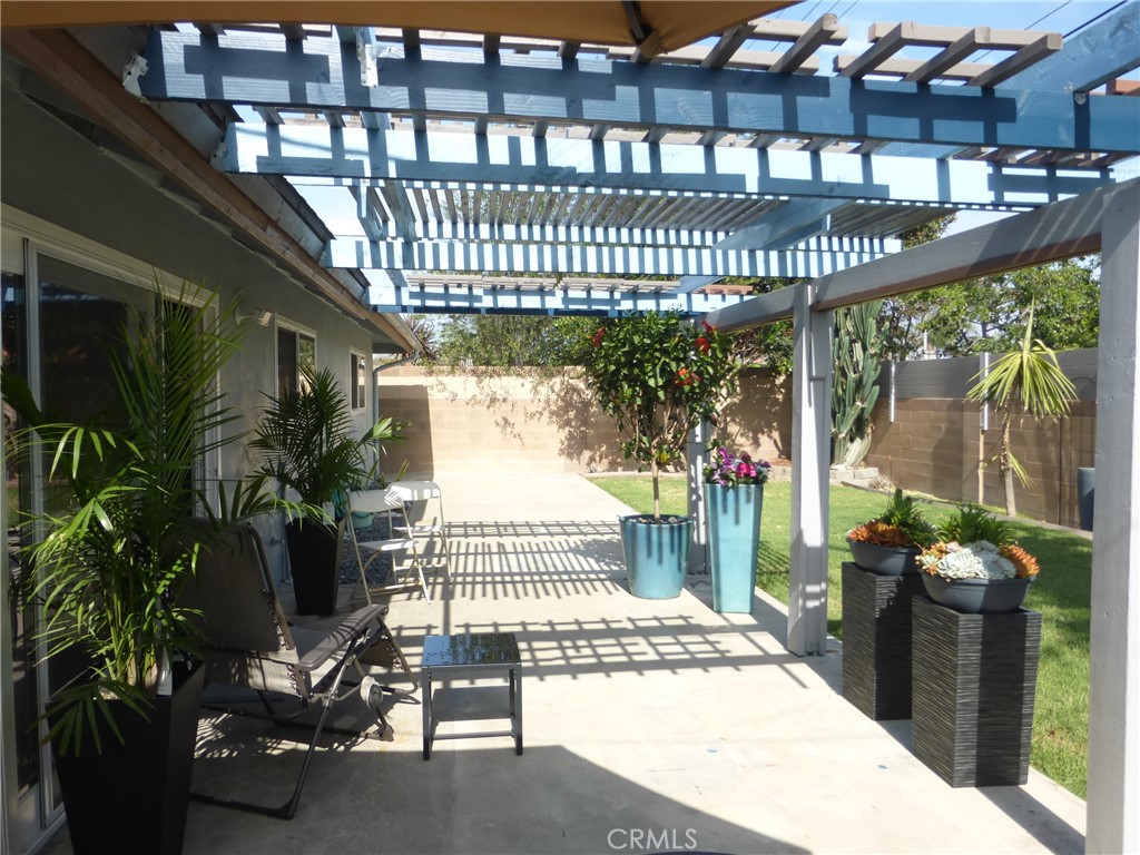 8881 Albatross Dr Property Photo 28