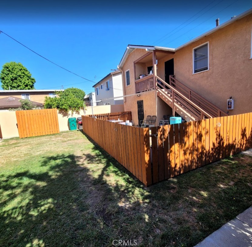 1310 E Hellman Property Photo 5