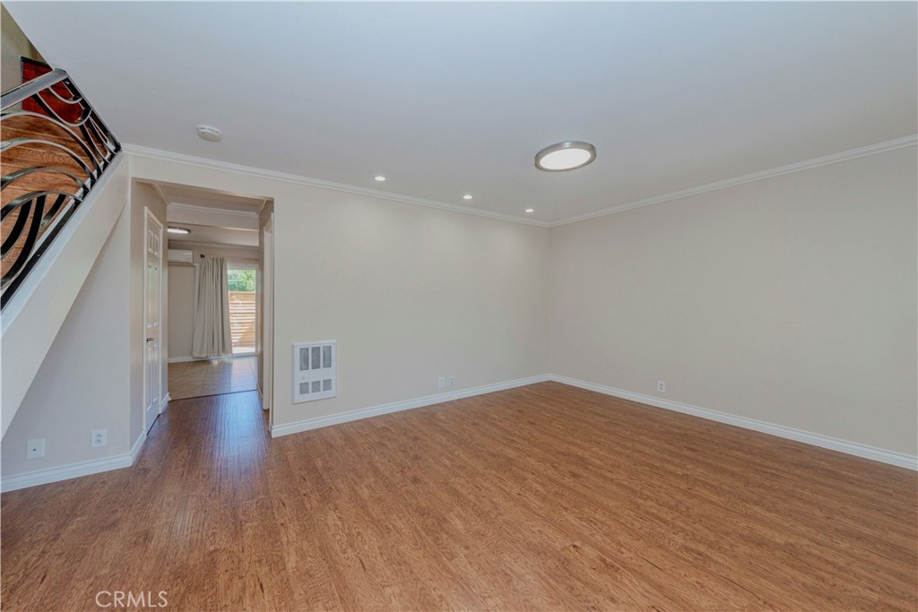 49 Meadowgrass Property Photo 3