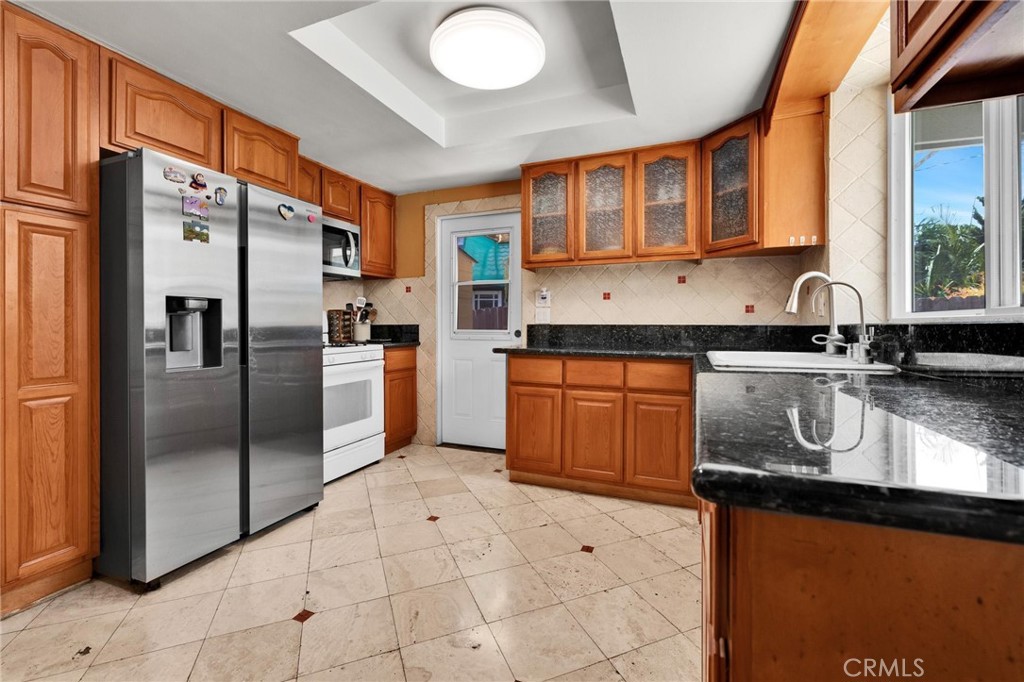 15610 Pintura Property Photo 9