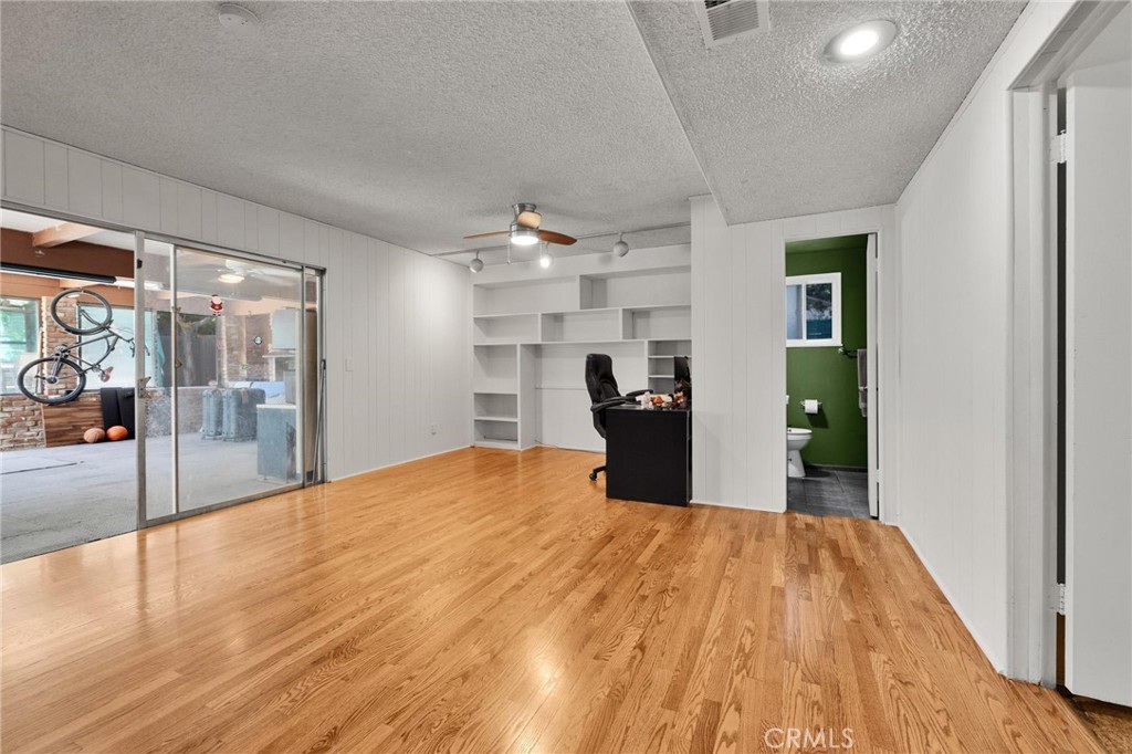 15610 Pintura Property Photo 12