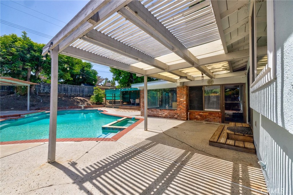 15610 Pintura Property Photo 55